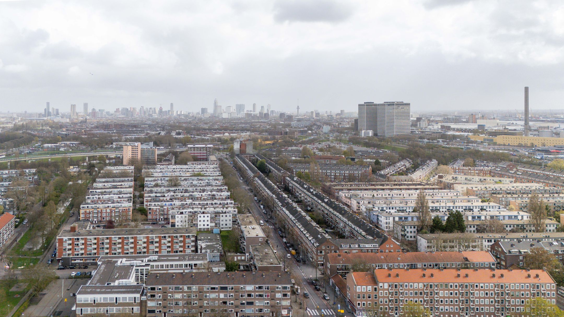 Photo 39 of Lorentzlaan 19-B