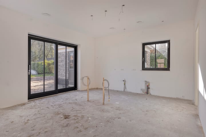 Photo 4 of Jacob van Lenneplaan 39-A