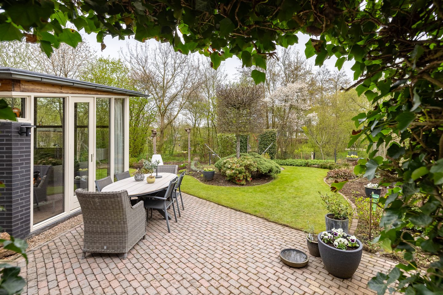 Foto 19 van Koemate 102