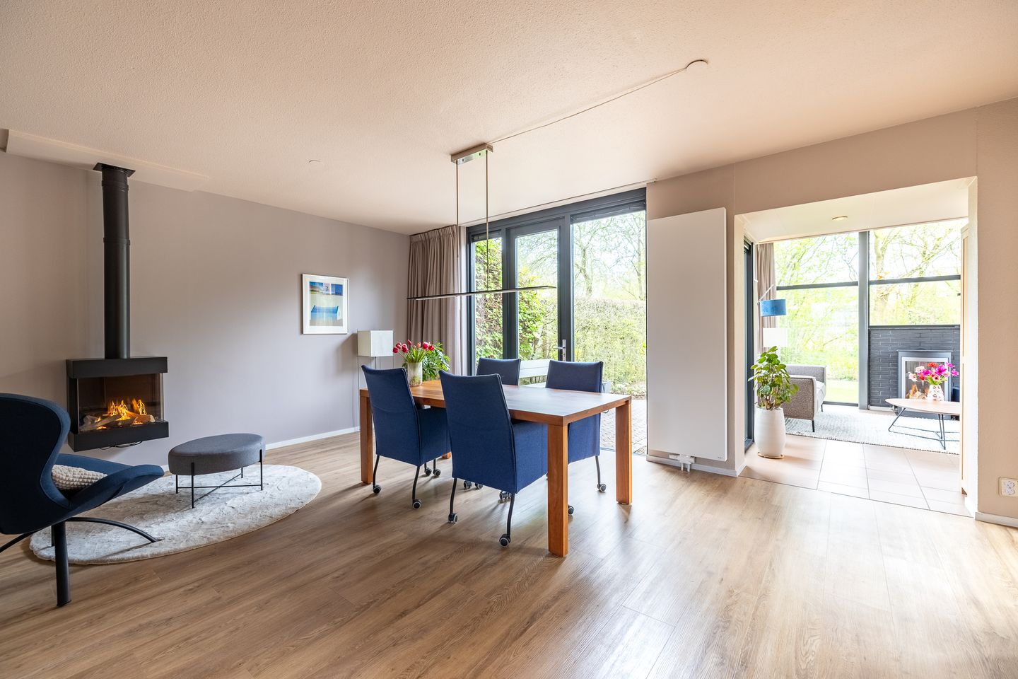 Foto 10 van Koemate 102