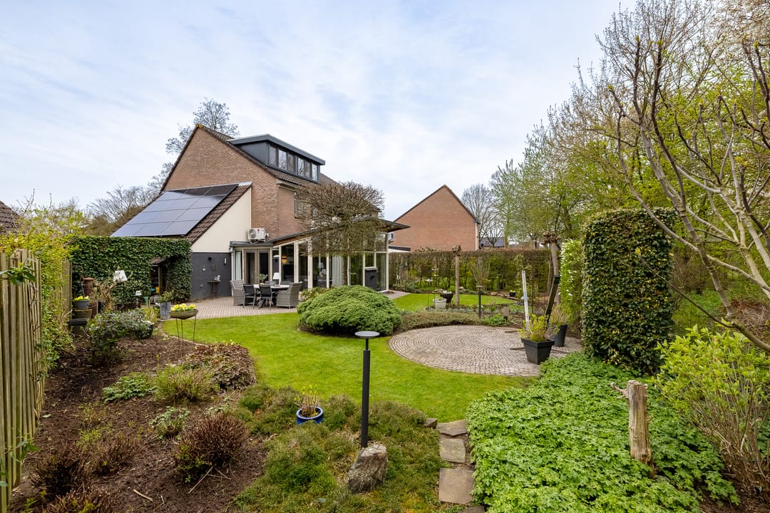 Foto 1 van Koemate 102