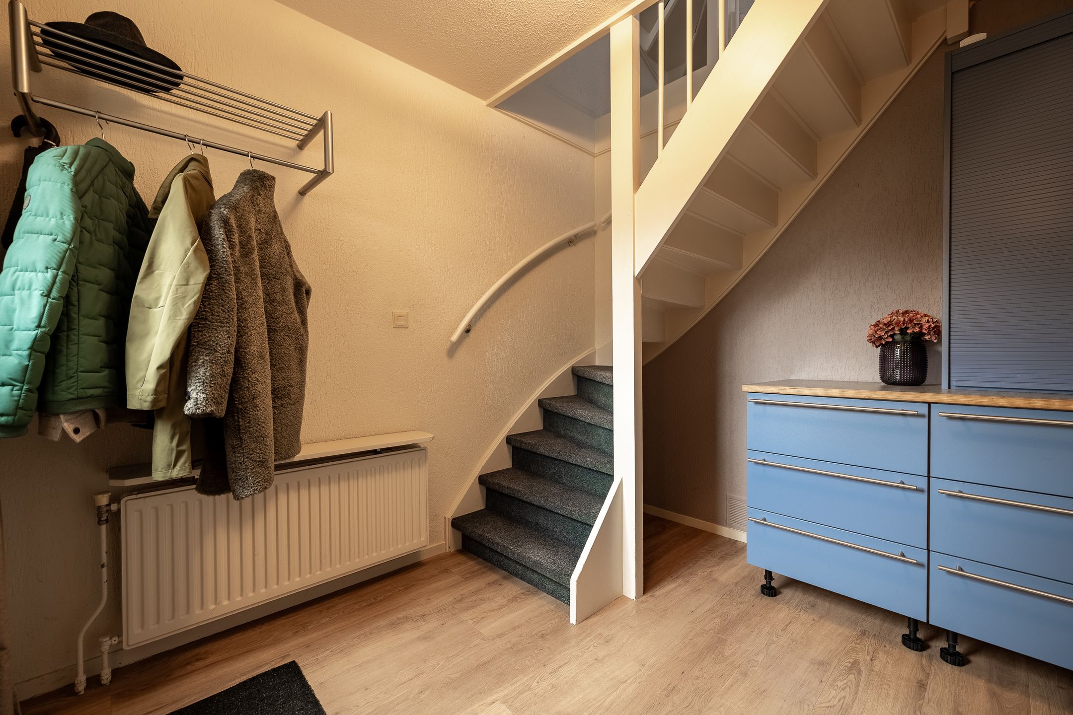 Foto 30 van Koemate 102