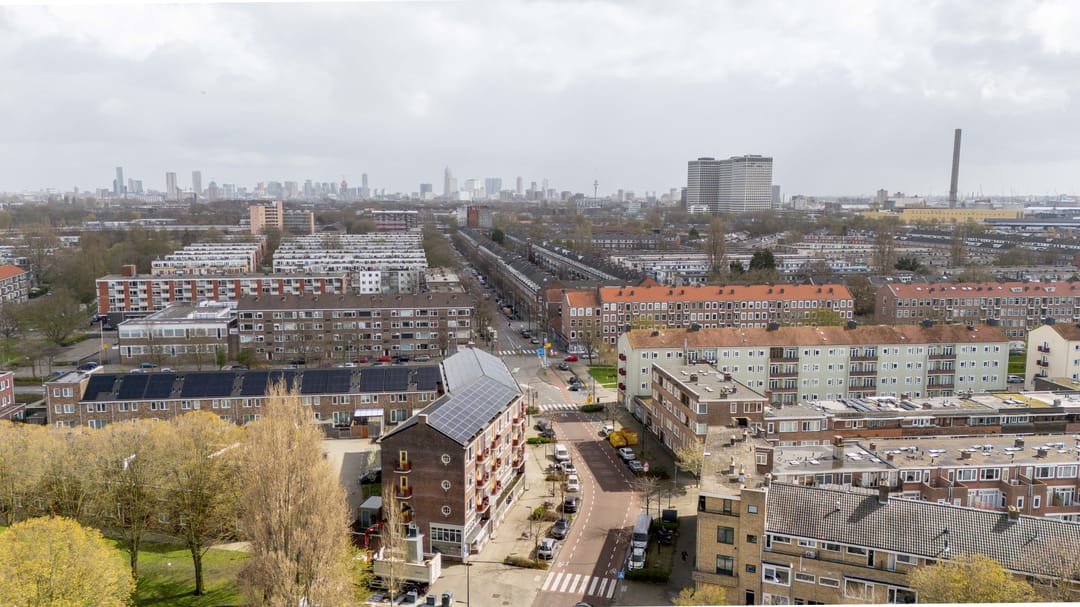 Photo 38 of Lorentzlaan 19-B