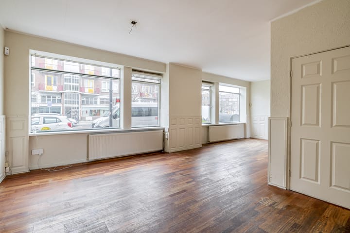 Photo 3 of Lorentzlaan 19-B