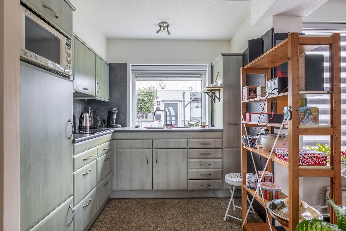 Photo 19 of Drechtstraat 13