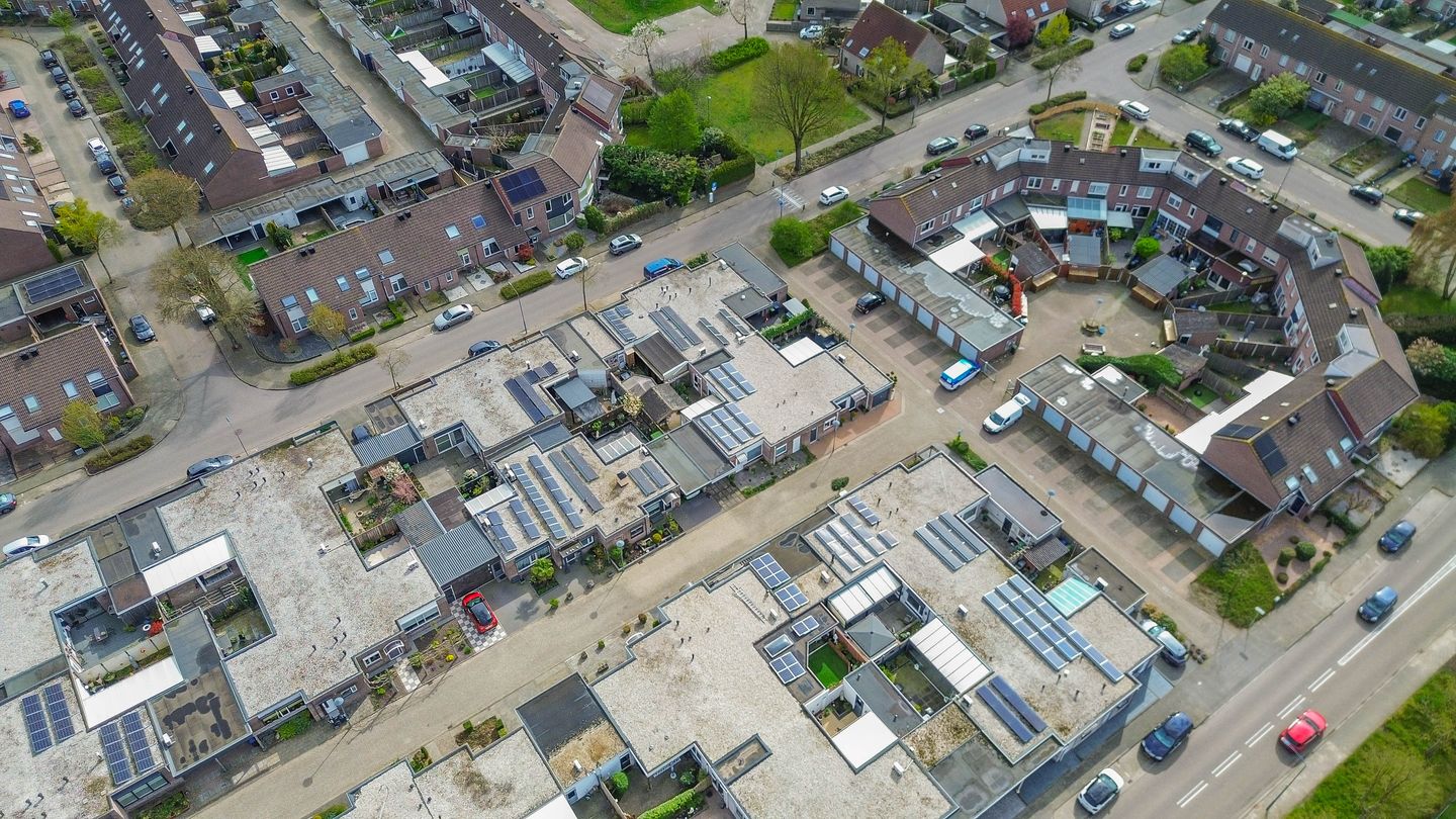 Photo 34 of Drechtstraat 13