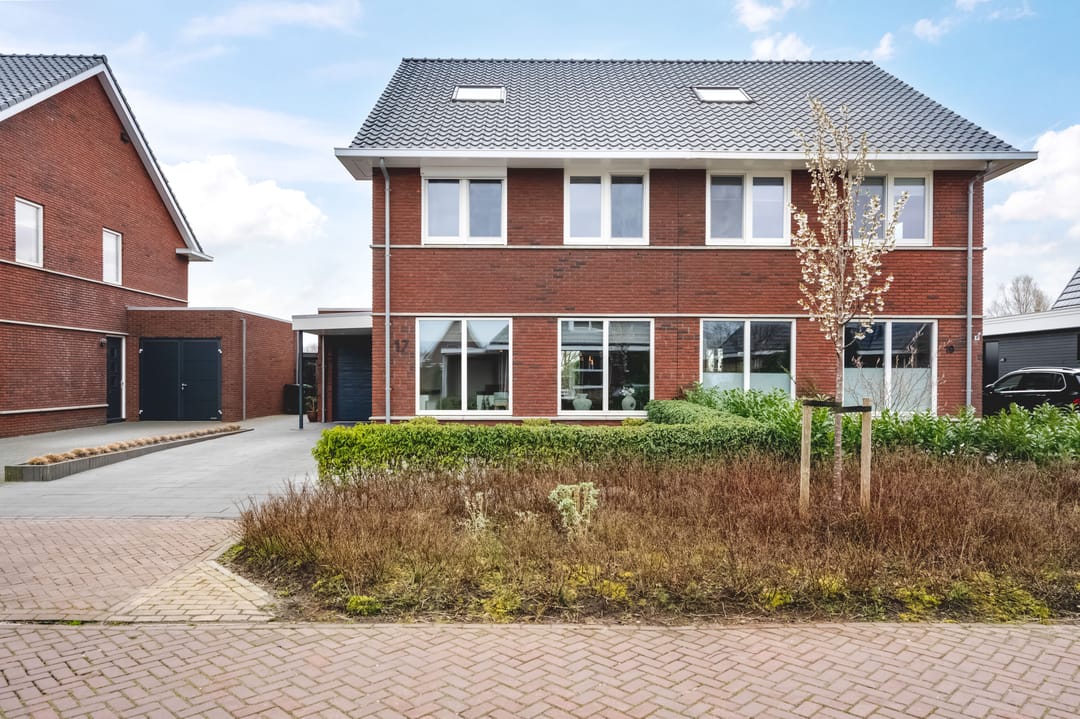 Foto 2 van Hans Deinumstrjitte 17