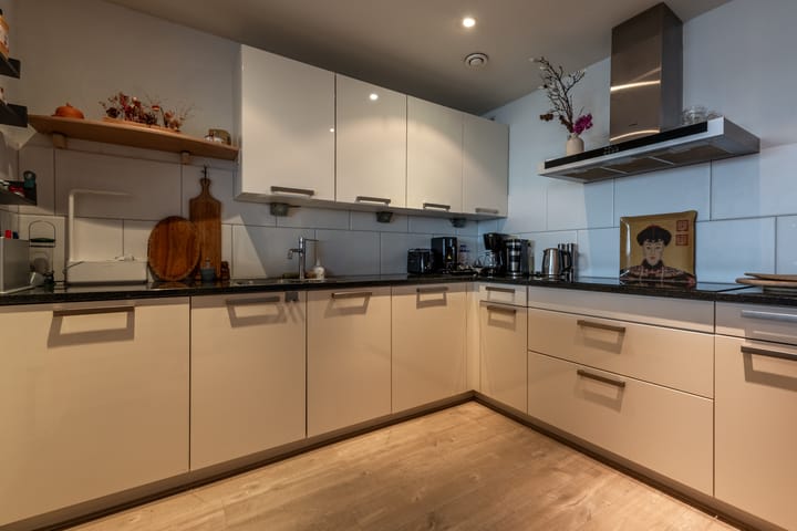 Photo 3 of Loolaan 27-111