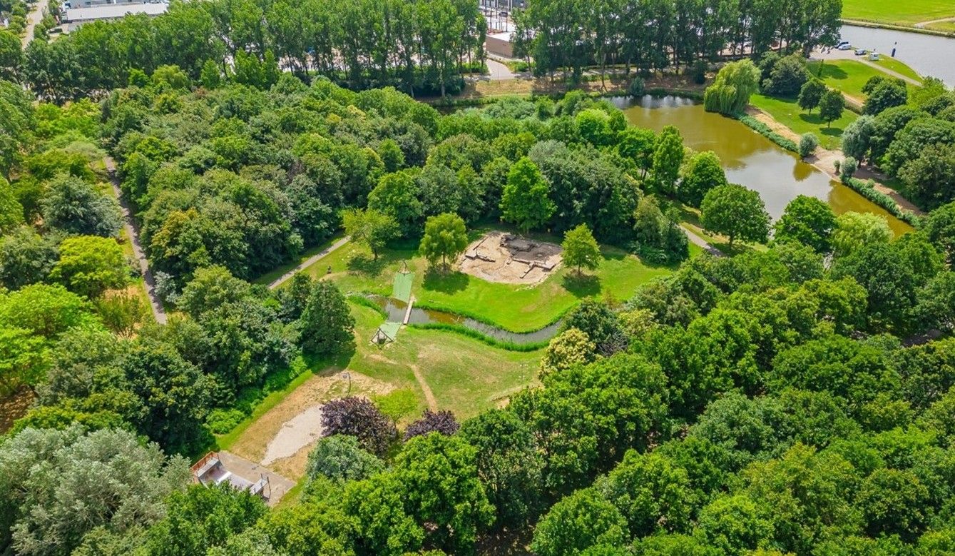 Foto 30 van Poortwachter 102