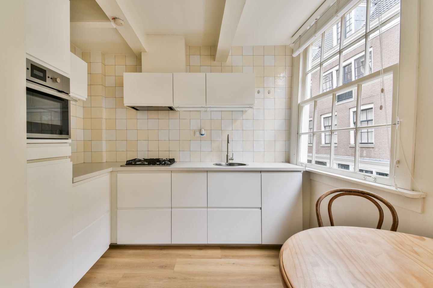 Foto 4 van Langestraat 64-1