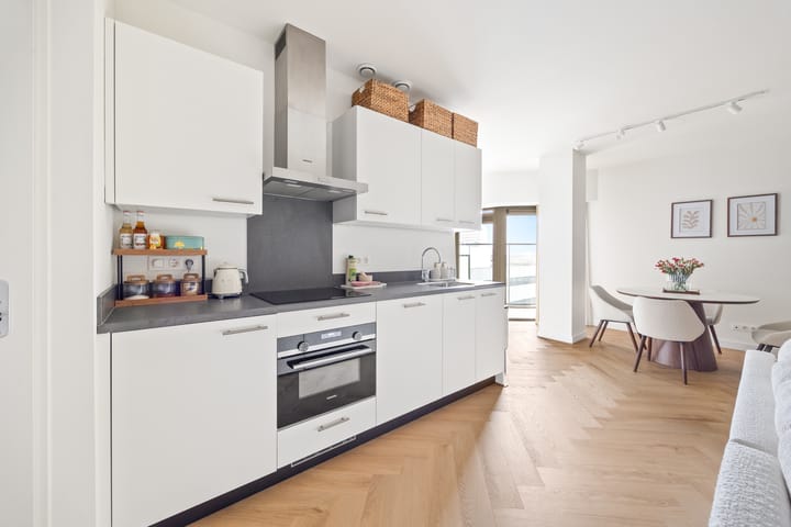 Photo 2 of Burgemeester Elsenlaan 323-F506