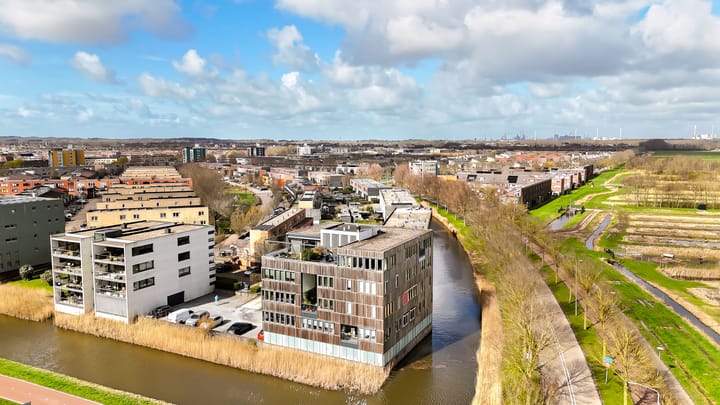 Photo 3 of L. Springerstraat 252