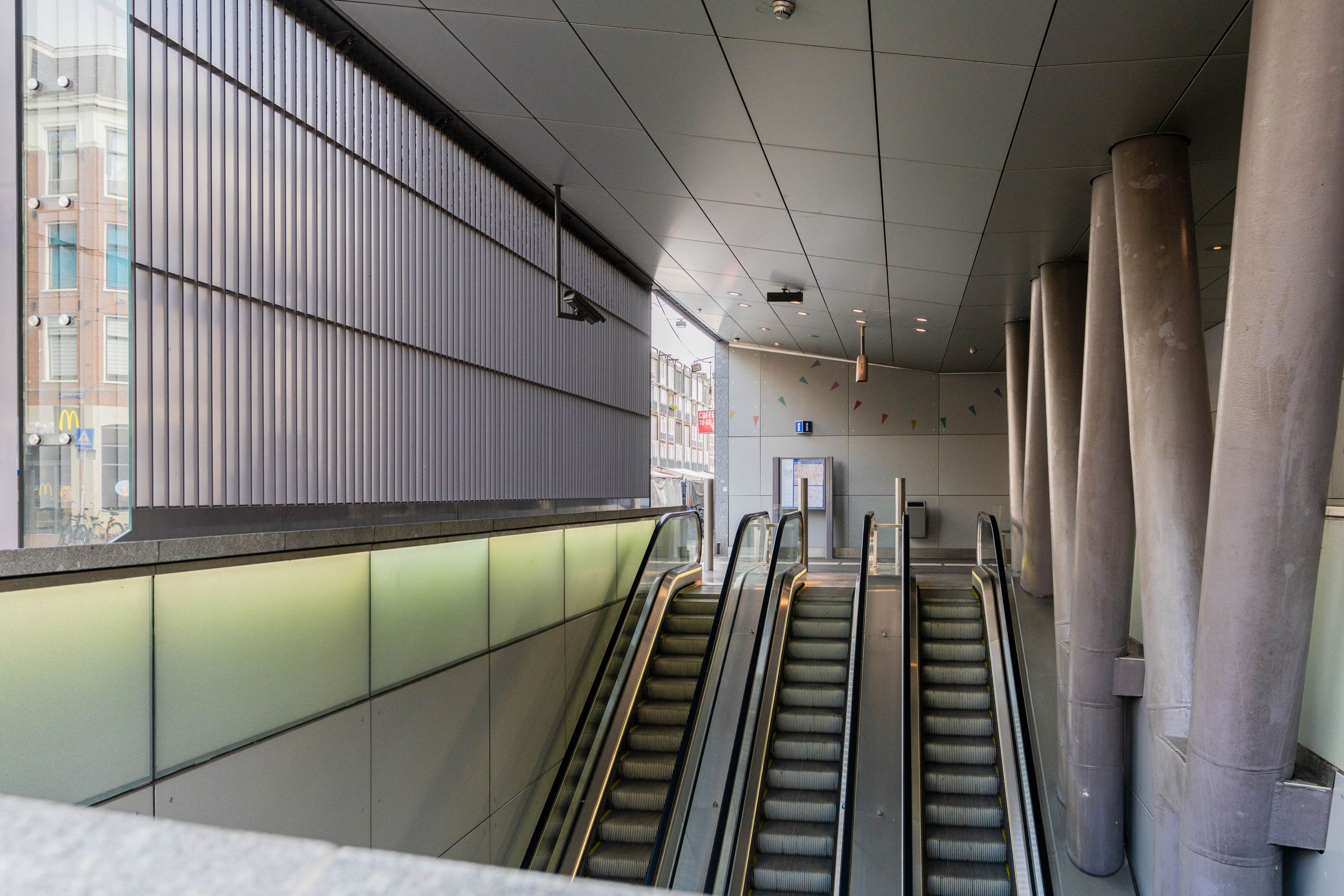 Foto 45 van Eerste Van der Helststraat 57-3