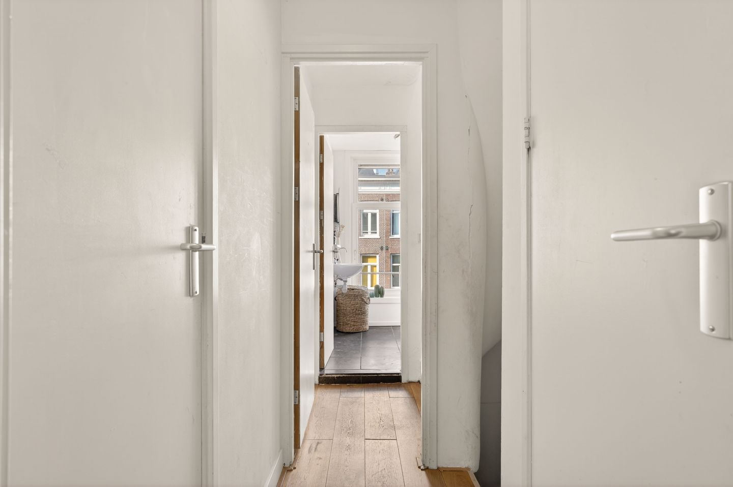 Foto 34 van Eerste Van der Helststraat 57-3