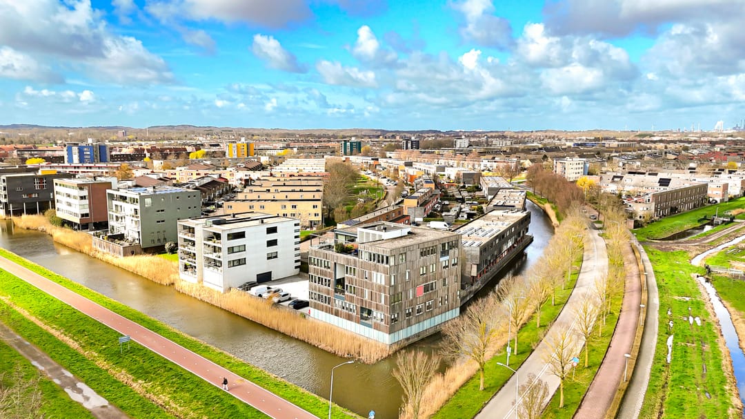 Photo 71 of L. Springerstraat 252