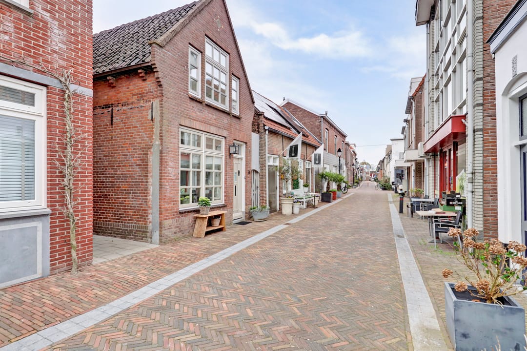 Photo 26 of Bergstraat 74