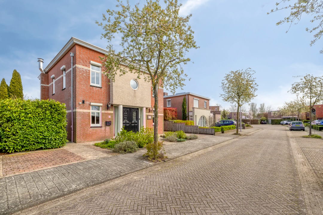 Foto 37 van Schout van Lyndenstraat 6