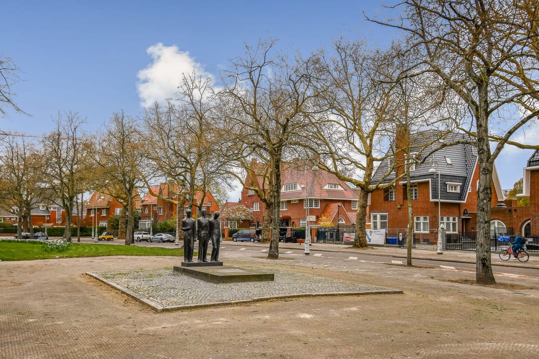 Photo 58 of Apollolaan 91