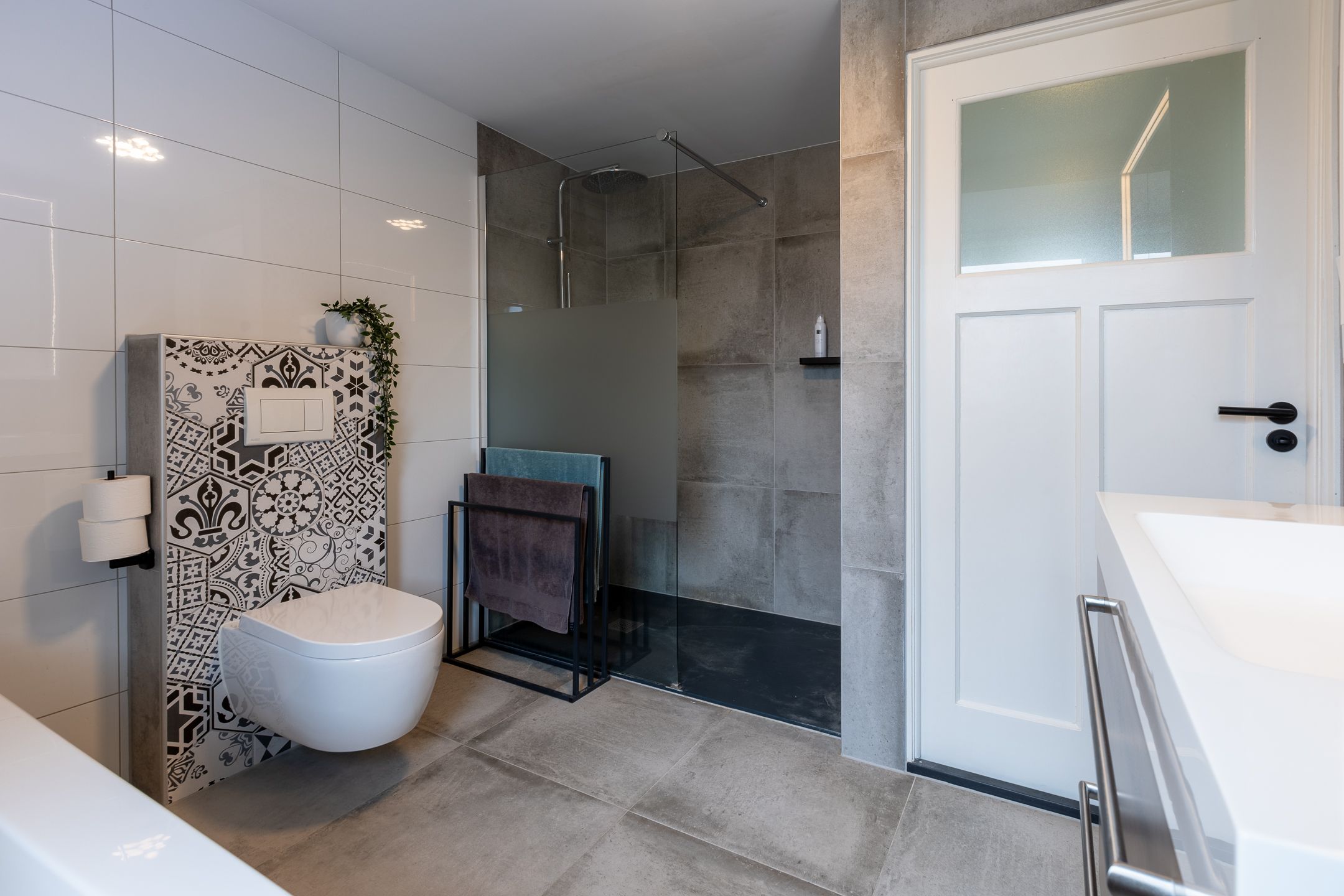 Foto 24 van Parallelweg 186