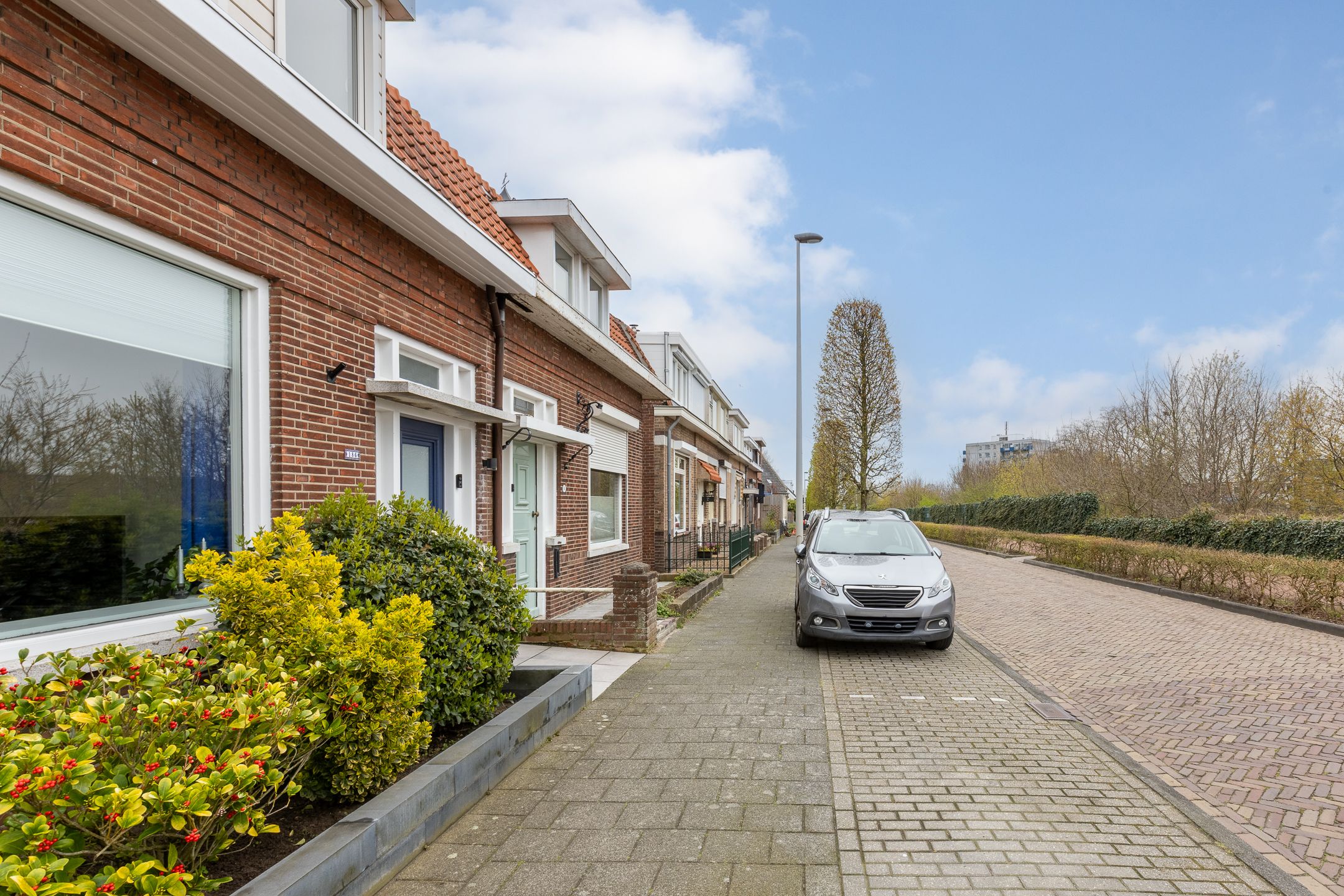 Foto 36 van Parallelweg 186