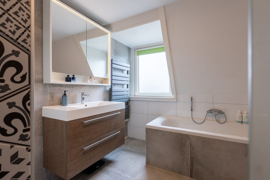 Foto 26 van Parallelweg 186