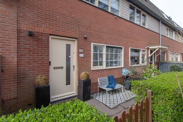 Photo 2 of Woudlaan 15