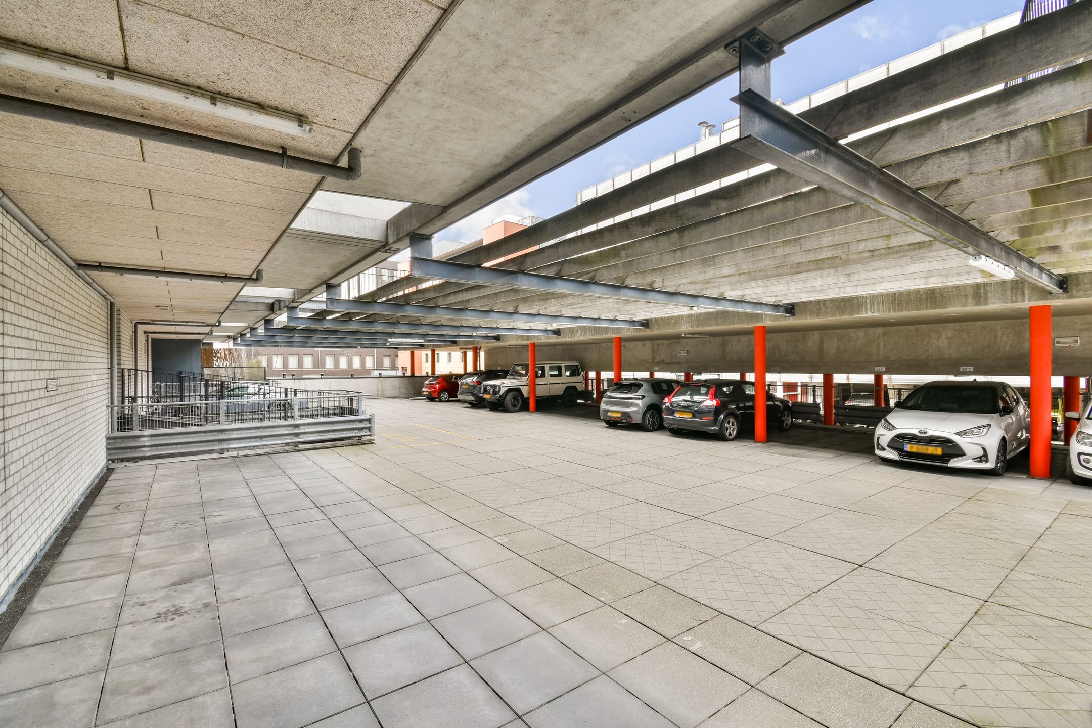 Foto 30 van Valkenburgerstraat 22-F