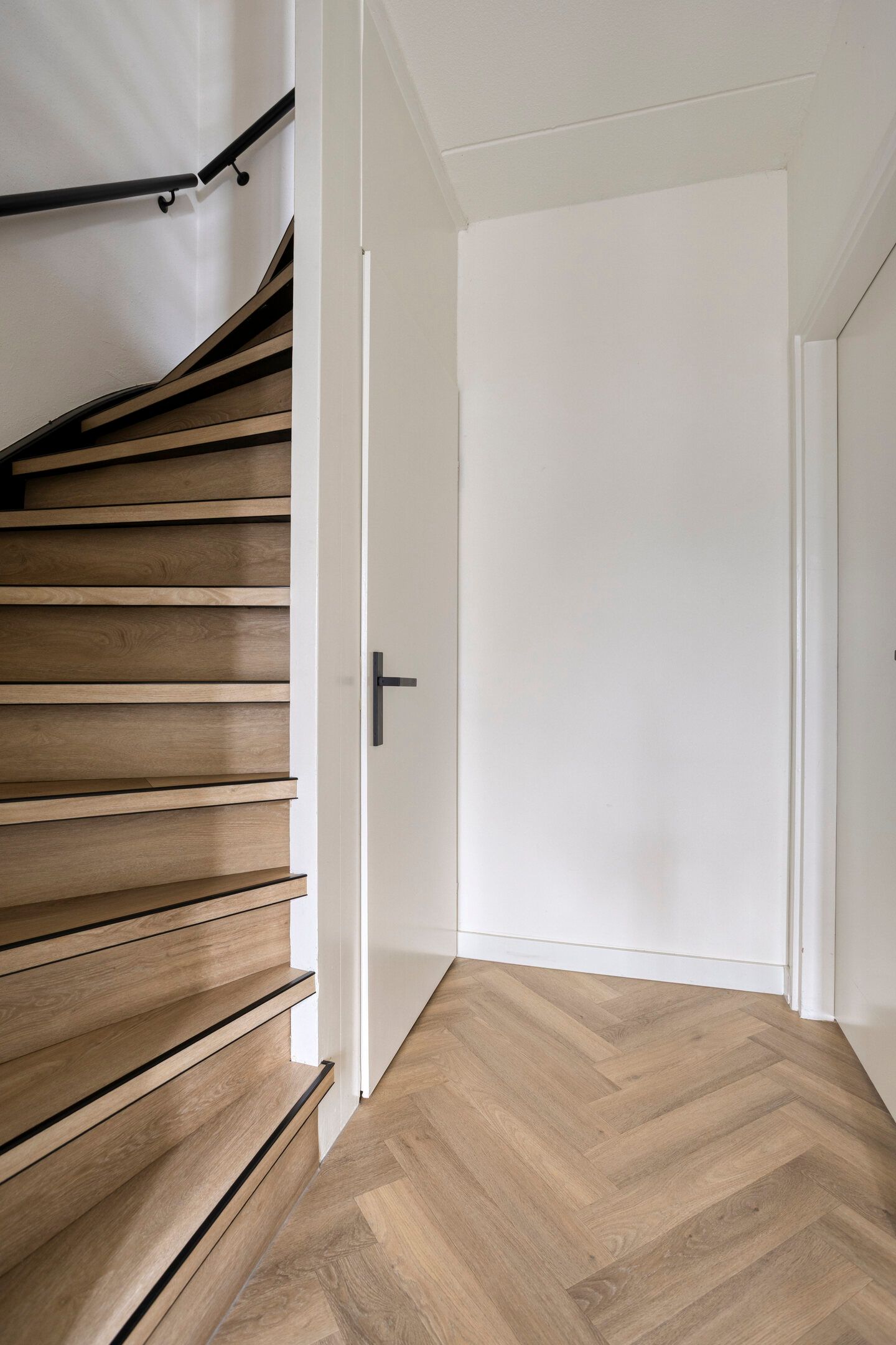 Photo 14 of De Loegen 15