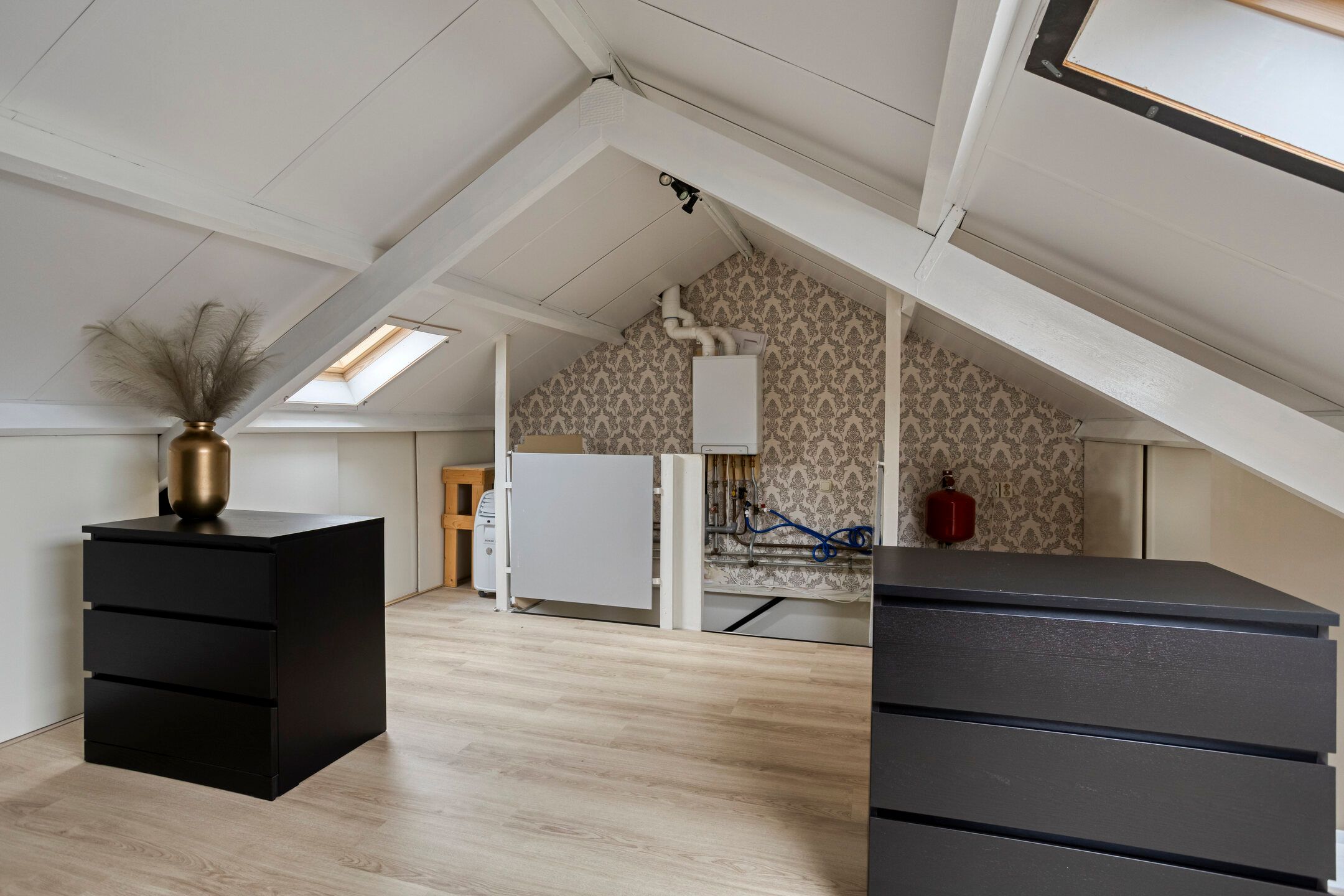 Photo 45 of De Loegen 15