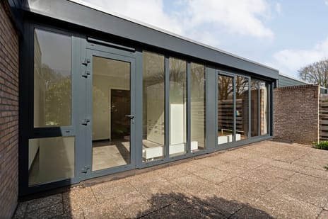 Loo-ackers thumbnail