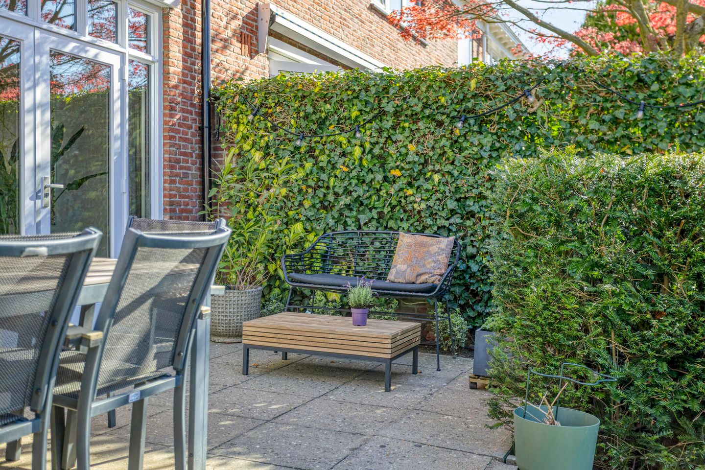 Characterful 1950s Family Home with A+ Energy Label in Eikenburg — 50