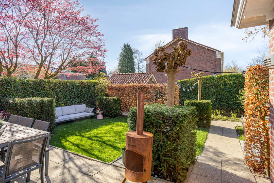 Characterful 1950s Family Home with A+ Energy Label in Eikenburg — 46