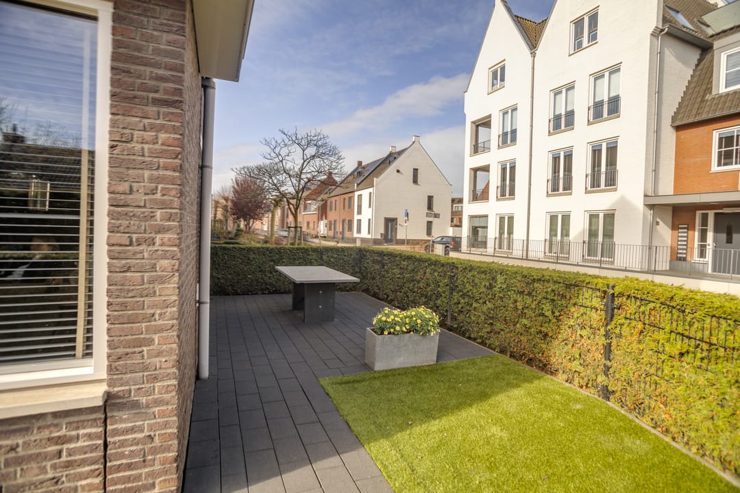 Photo 32 of Pastoor de Louwstraat 2