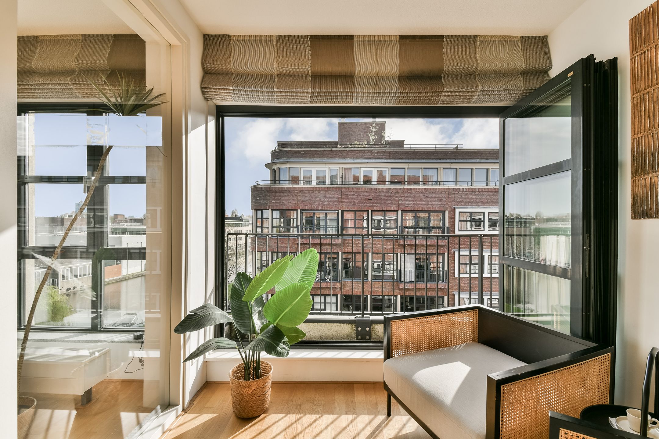 Foto 6 van Rheastraat 24