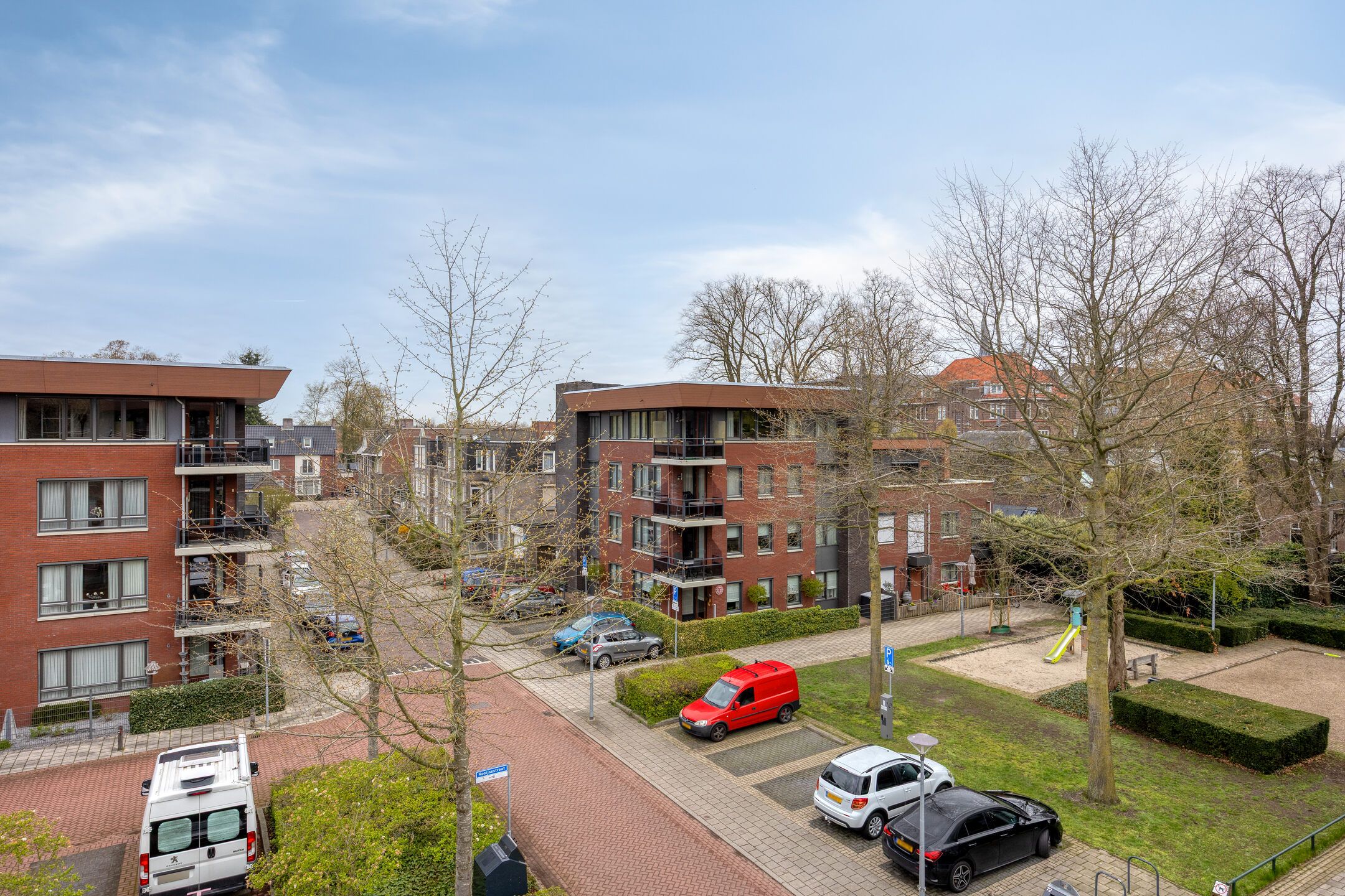 Photo 33 of Rooijsestraat 75