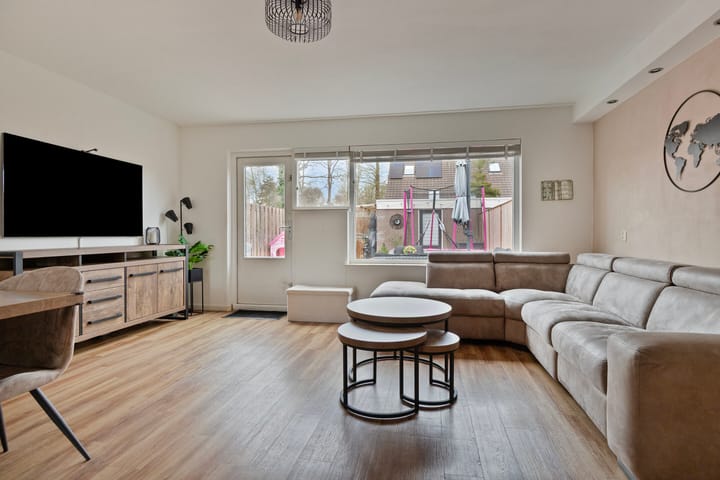 Foto 2 van Anemoontuin 7