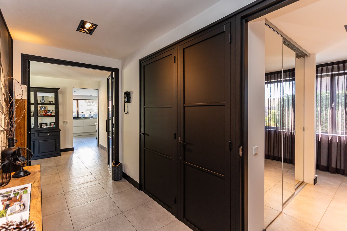 Foto 10 van de Ruyterstraat 44