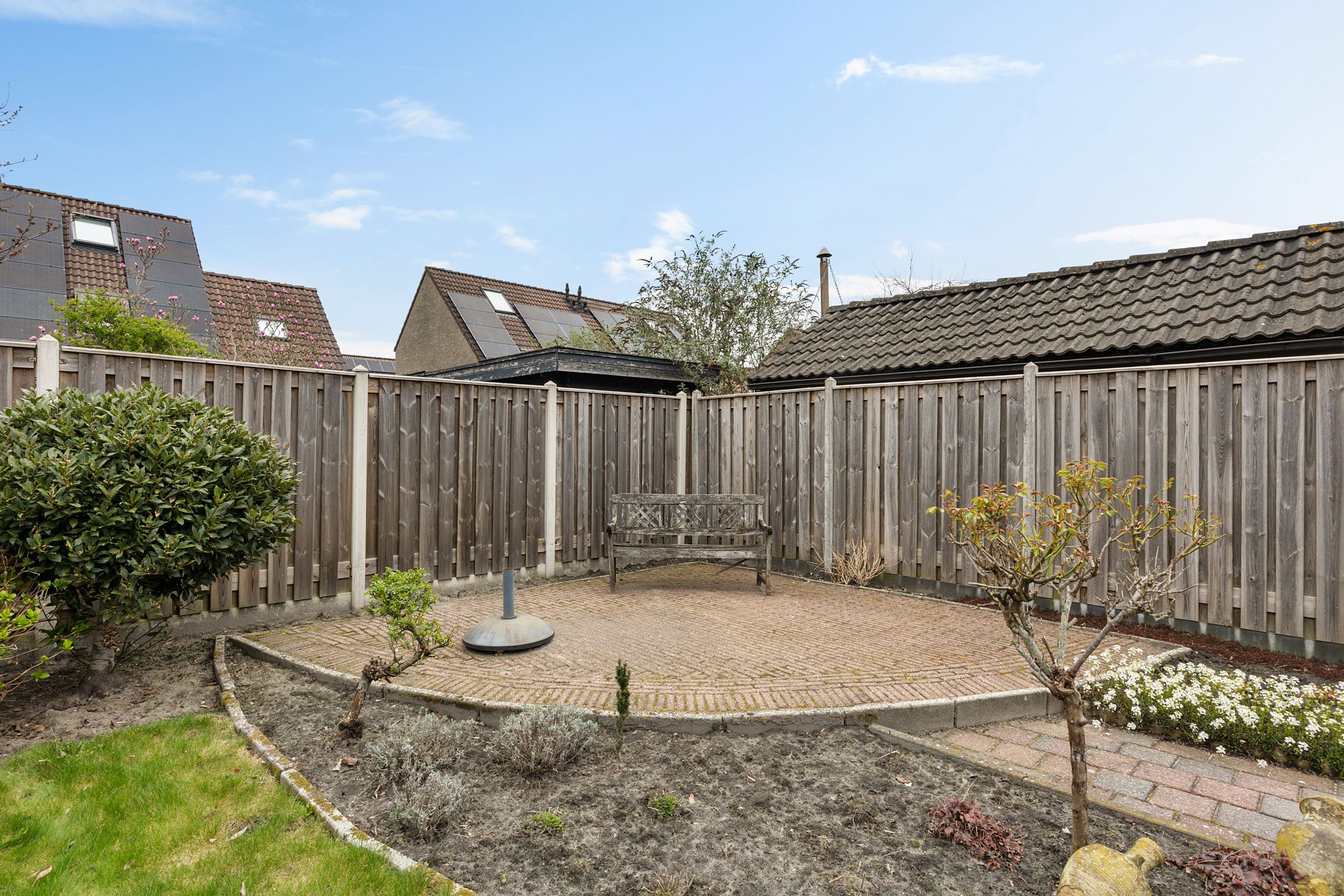 Photo 39 of Bereklauw 10