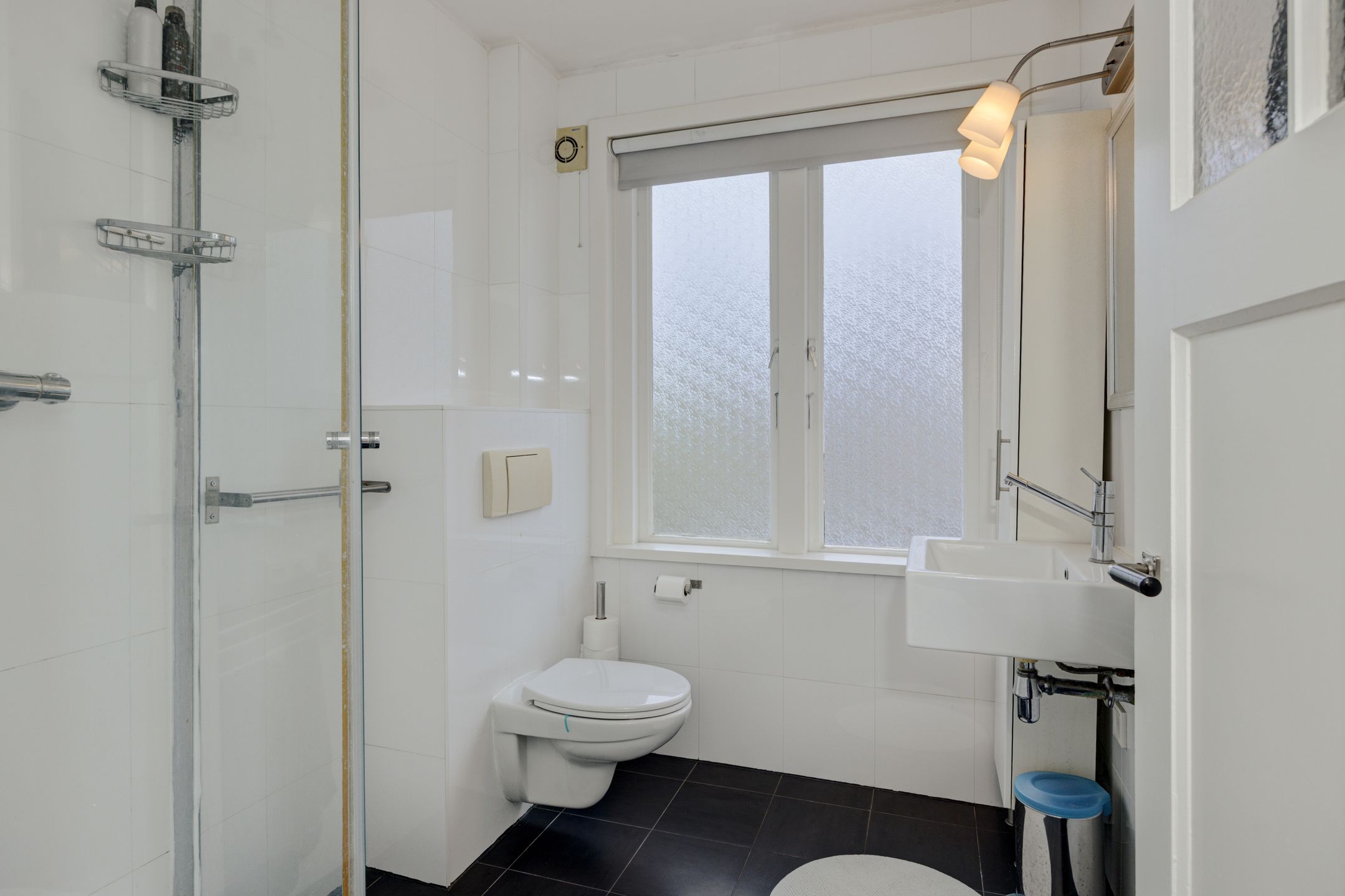 Foto 21 van Leliestraat 13