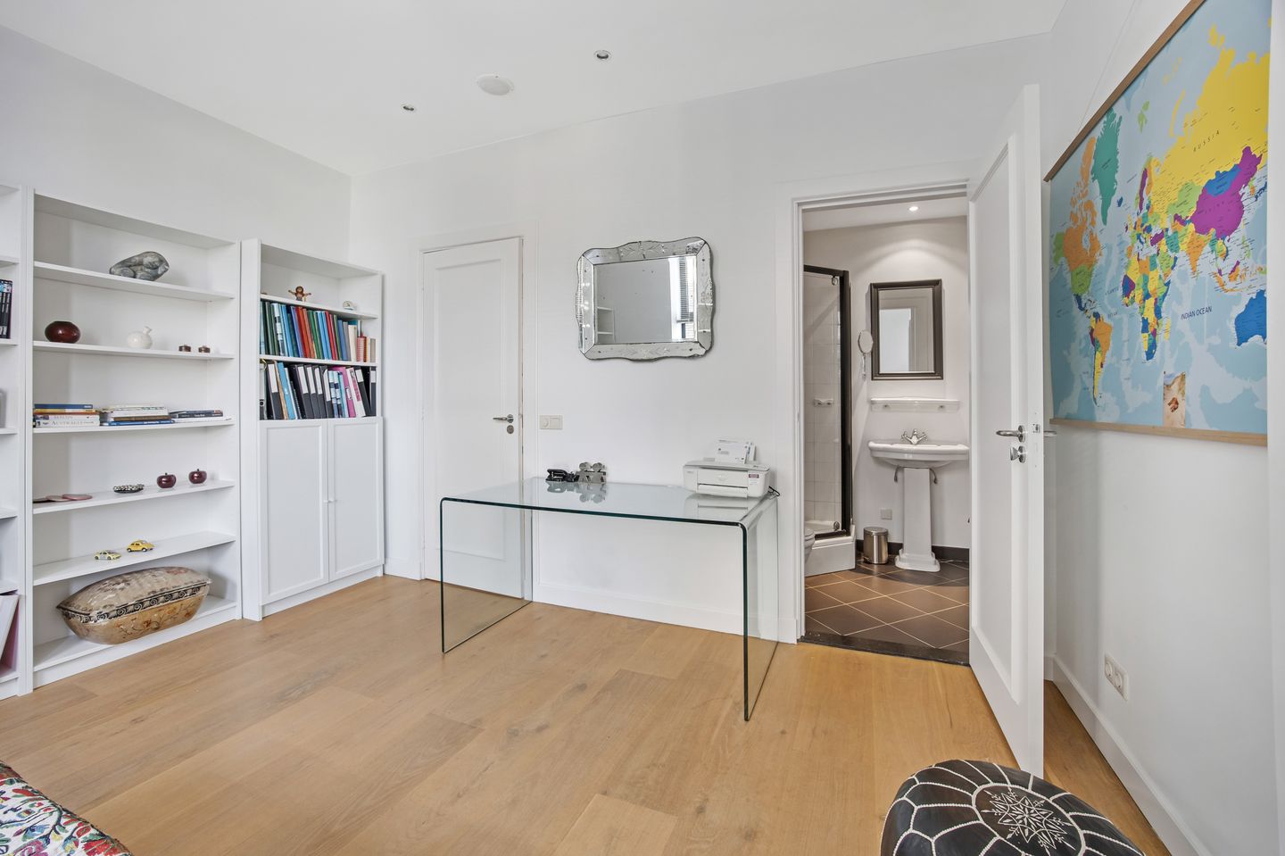 Photo 34 of Johan de Wittstraat 5-A