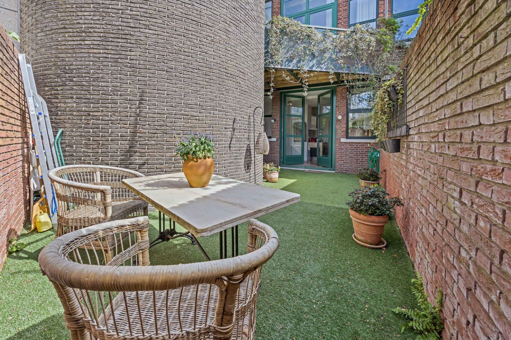 Photo 21 of Johan de Wittstraat 5-A