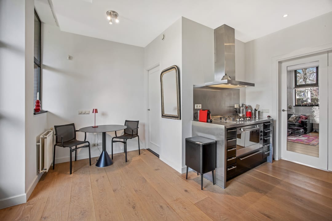 Photo 17 of Johan de Wittstraat 5-A