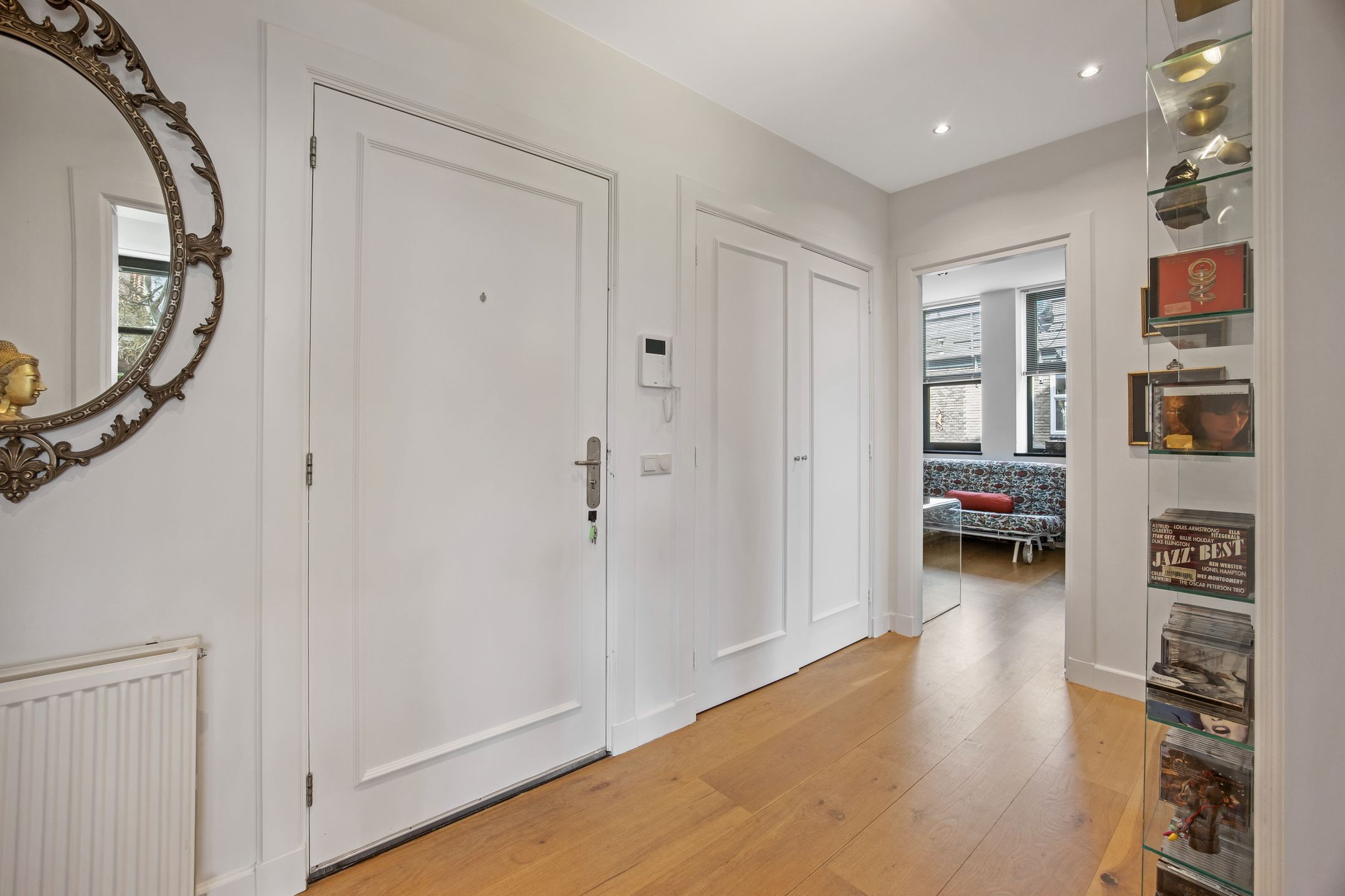 Photo 24 of Johan de Wittstraat 5-A