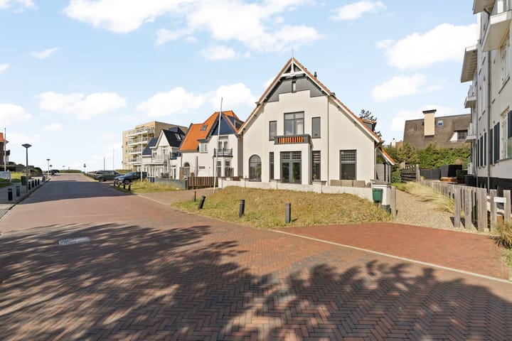 Photo 2 of Rembrandtweg 5