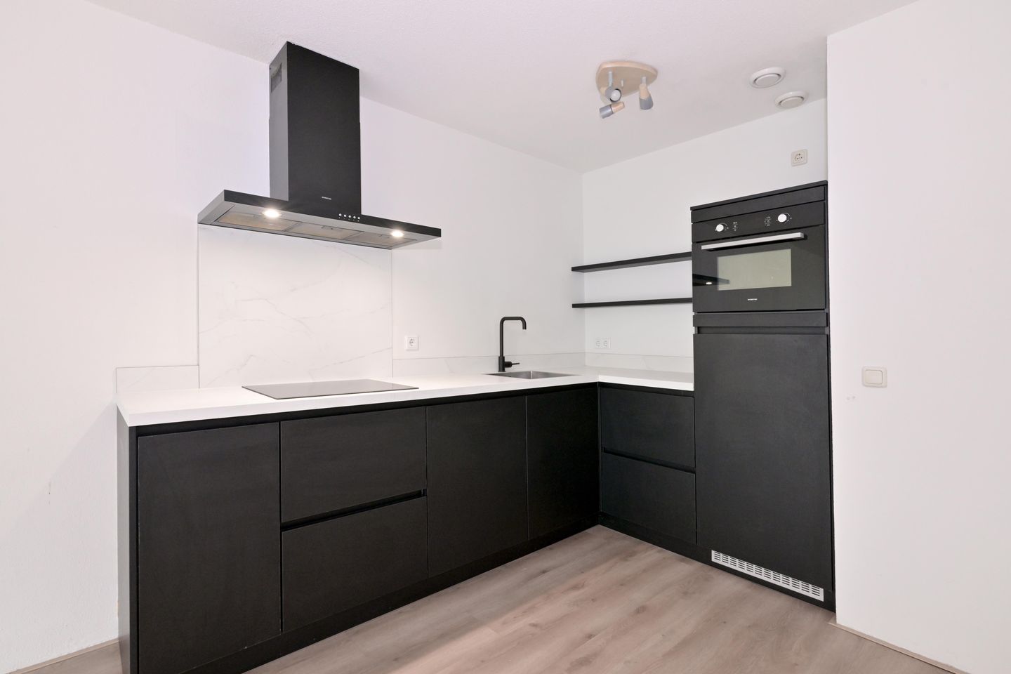 Foto 10 van T.G. Gibsonstraat 20-F25