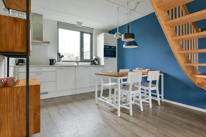 Tussenwoning te koop: Verlengde Breevaart 3-210, Reeuwijk