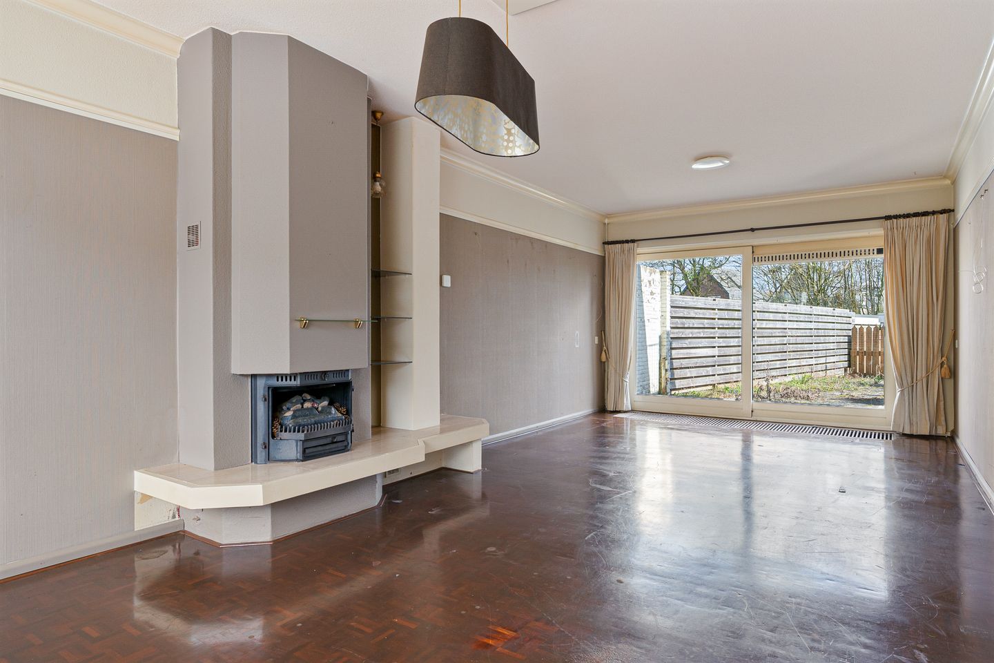 Photo 10 of Treubstraat 21