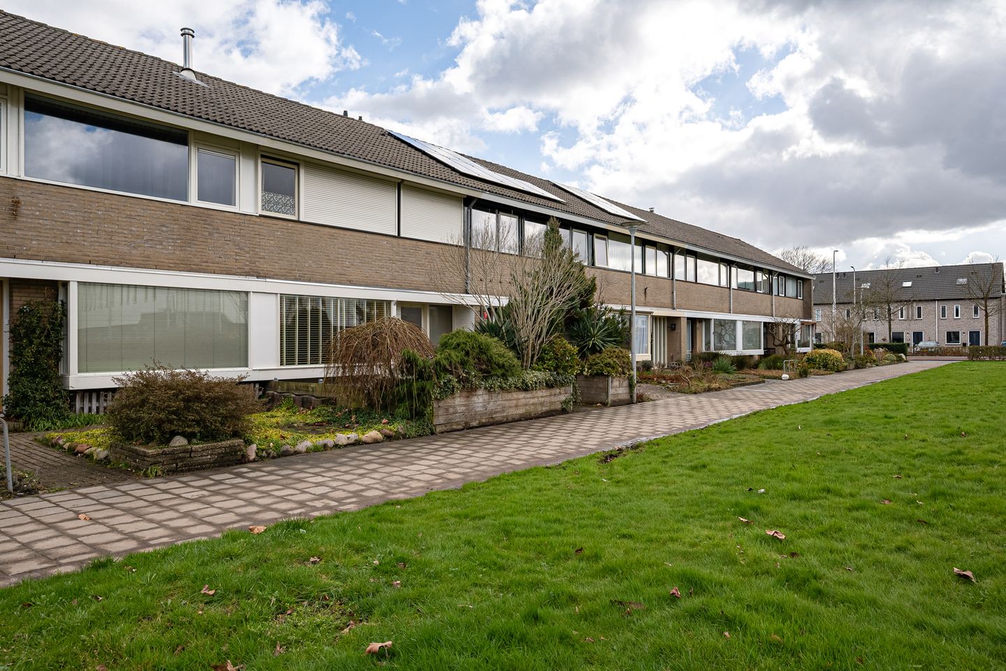 Photo 44 of Treubstraat 21