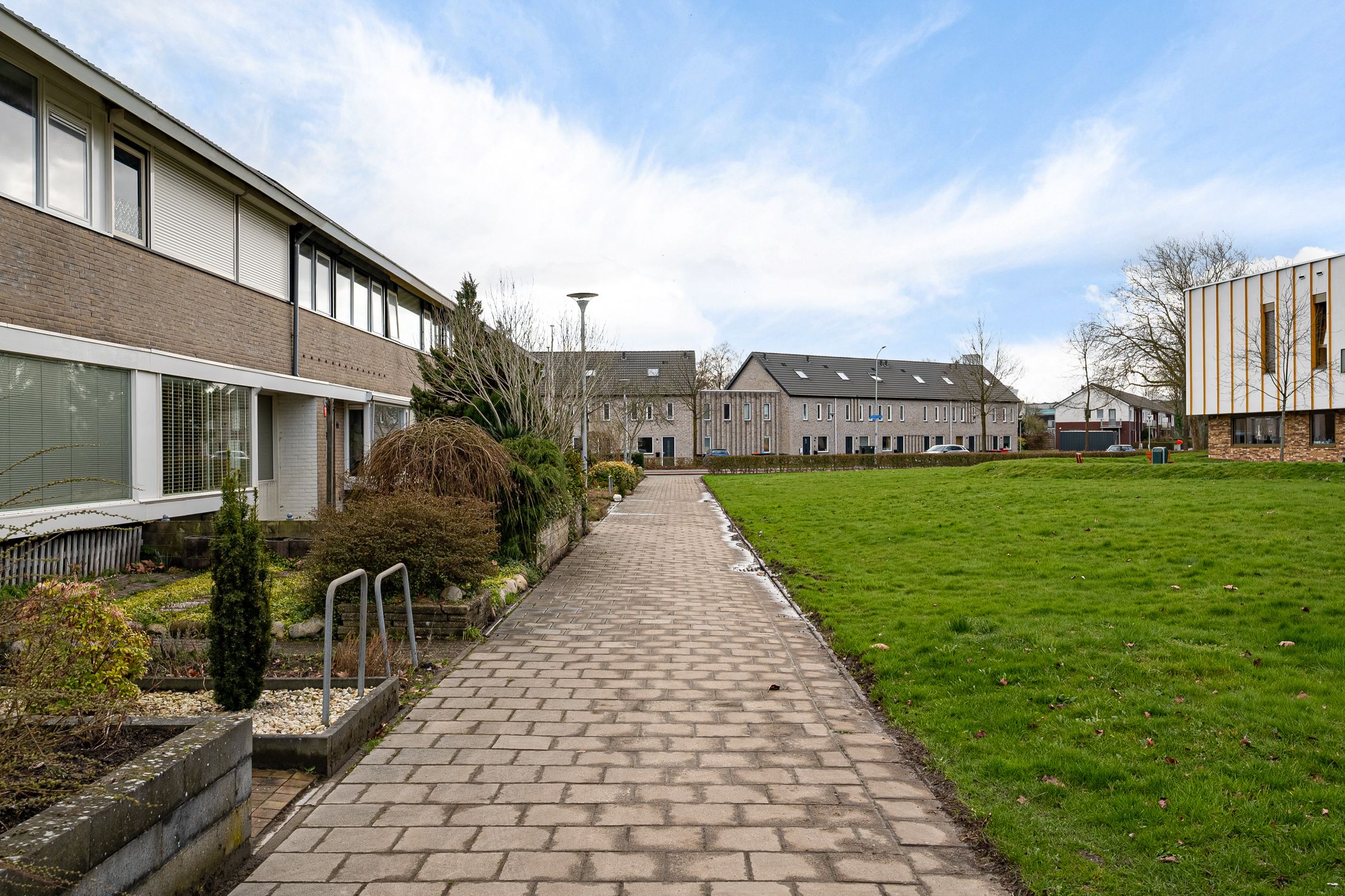 Photo 42 of Treubstraat 21