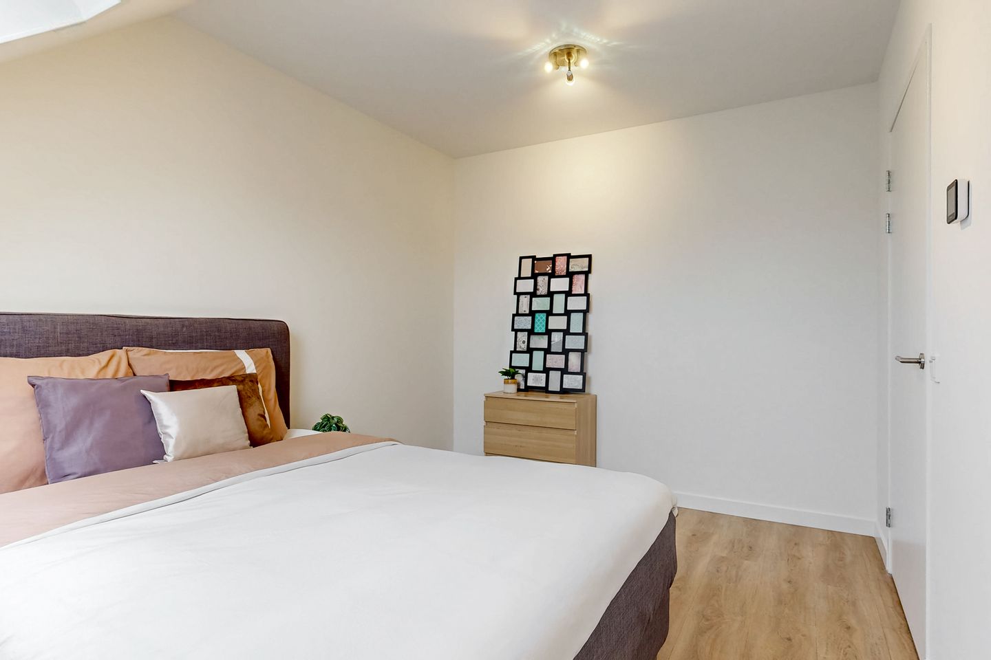 Foto 25 van Rolwolk 10